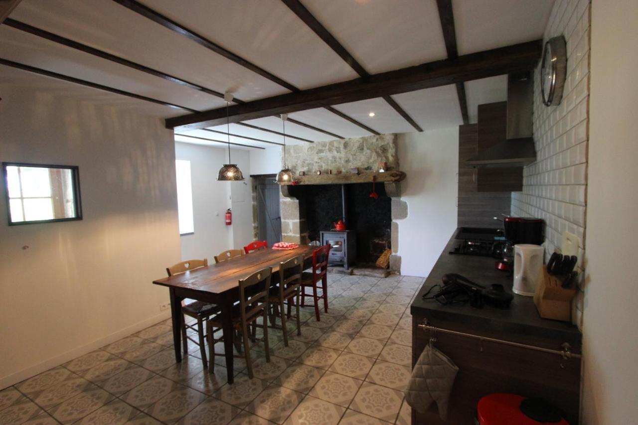 Bed and Breakfast Combrailleurs Espinasse Экстерьер фото